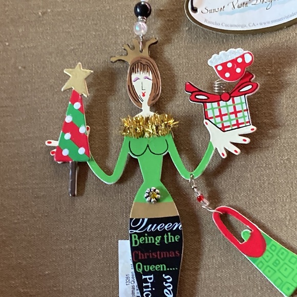 Christmas Queen 9” Metal “DIVA” Ornament #13261 NEW WITH TAGS - Picture 3 of 7